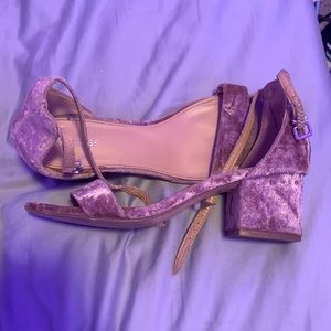 Heels size 6